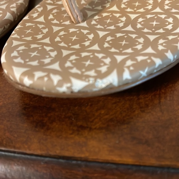 Kate Spade sandal - Picture 3 of 4